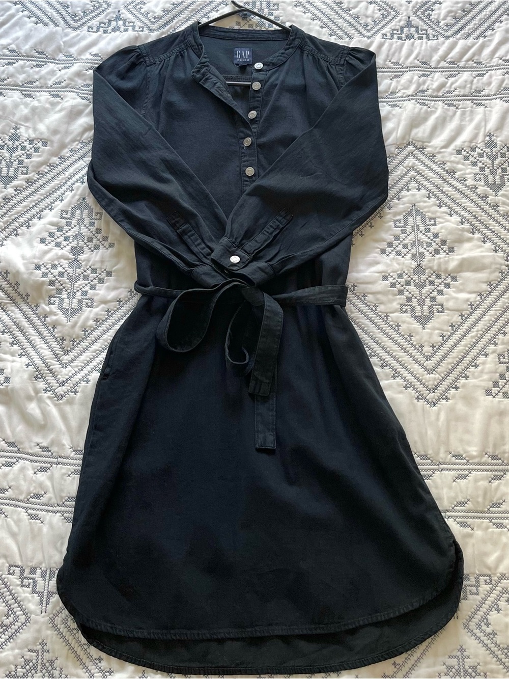 GAP Black Denim Long-Sleeve Button-Front Tie-Waist Dress